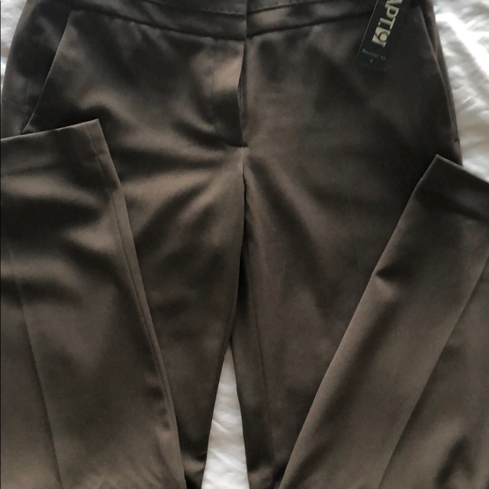 Apt 9 brown pants. Size 8.